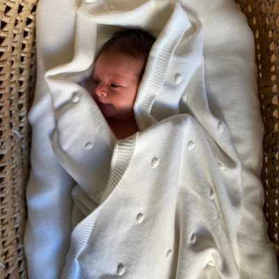 -JACK O JUNO- Coperta a bolle lavorata a maglia -JACK O JUNO- Coperta a bolle lavorata a maglia